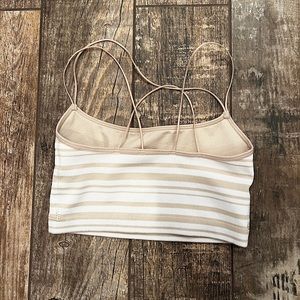 Gilly Hicks crop tank size S